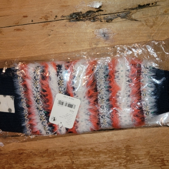 Free People FP ONE Aliviq Fairisle Multicolor Fuzzy Knit Arm Warmers - Picture 5 of 9